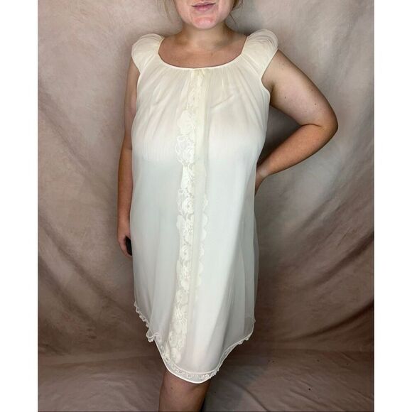 Vintage Plus Size Nylon Chiffon Nightgown 1960s Mod Lingerie - Picture 1 of 9